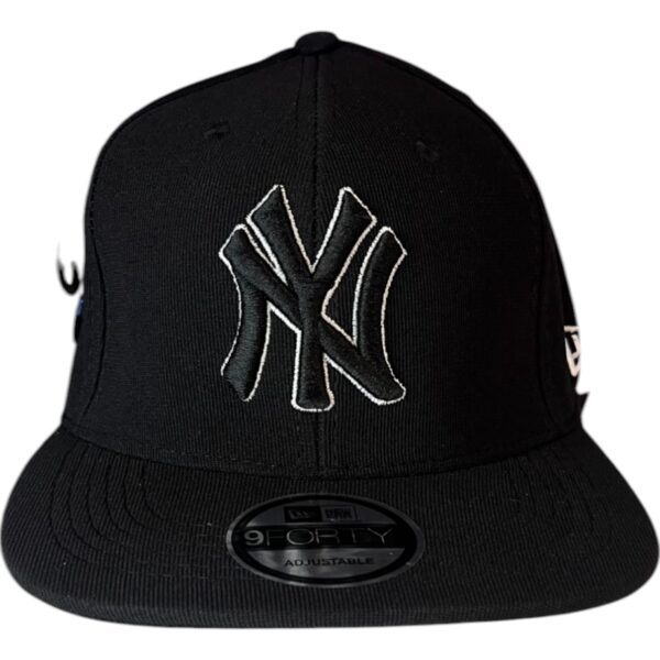 Gorra New Era NY Negra con Negro