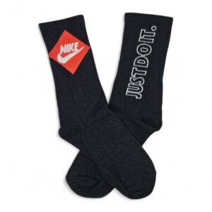 Medias Negras con rombo Rojo NIKE