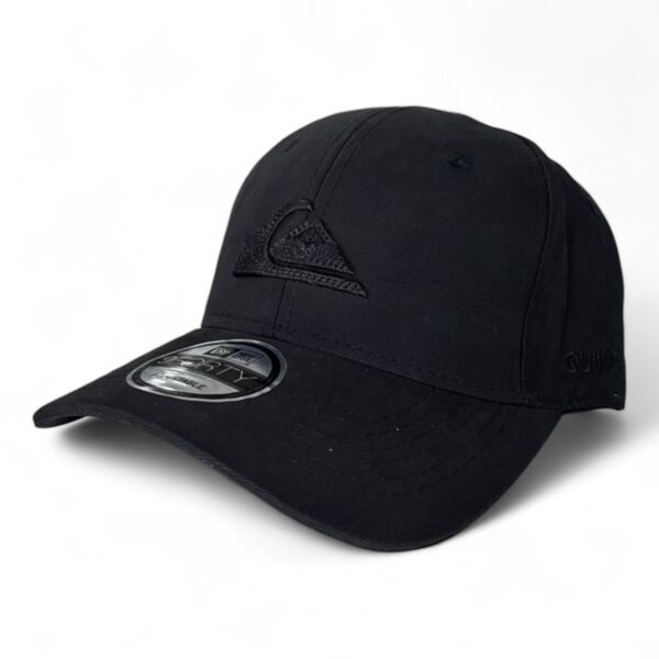 Gorra Quiksilver Negra con Negro