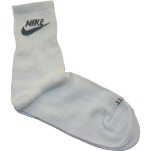 Medias Blancas con pipa Negra Nike