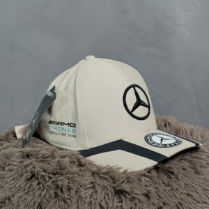 Gorra Mercedes-Benz Beige con Negro