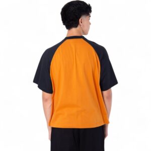 Remera Raglan Naranja con Negro