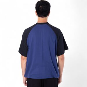Remera Raglan Azul con Negro