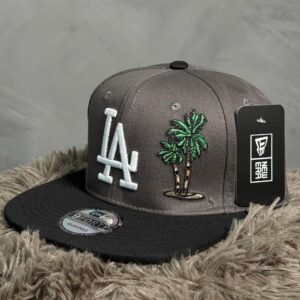 Gorra New Era Gris Claro con Blanco