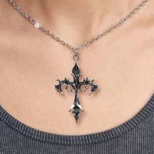 Collar Cruz en Llamas
