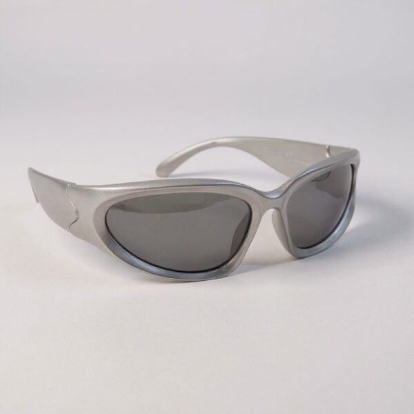 Gafas "Cyclone Edge" Silver Matte estilo Y2K - Imagen 2