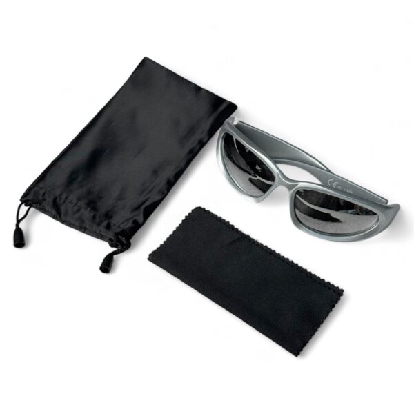 Gafas "Cyclone Edge" Silver Matte estilo Y2K - Imagen 3