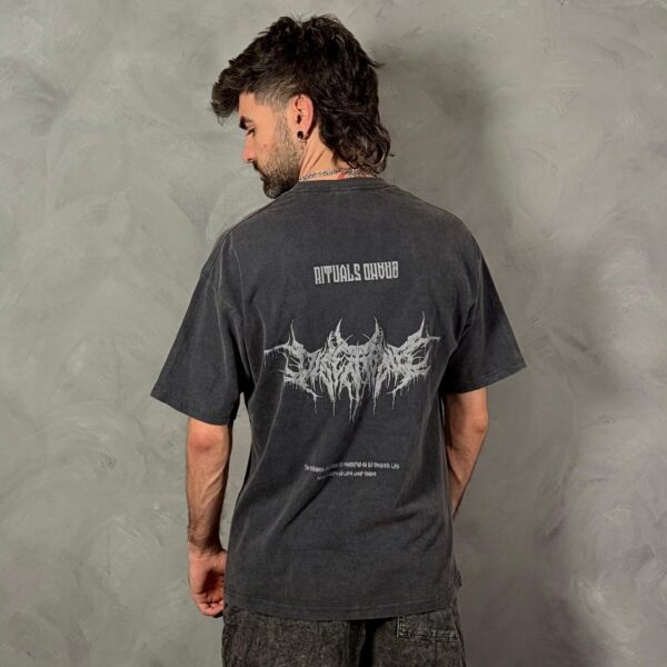 Remera Greywash Oversize Rituals - Imagen 3