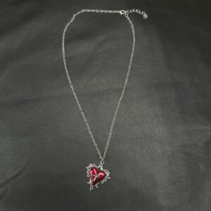 Collar Corazón Carmesí