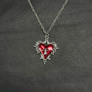 Collar Corazón Carmesí