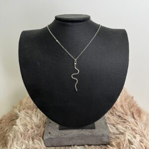 Collar Serpiente Minimalista