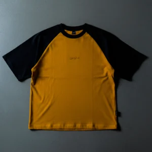 Remera Raglan Mostaza con Negro
