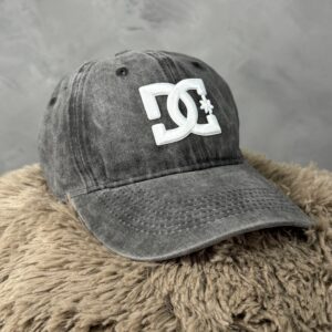 Gorra Vintage DC Gris