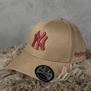 Gorra New York Beige NY Bordo
