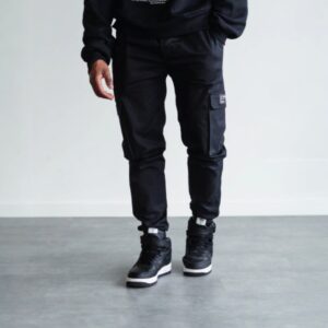 Jogger Cargo Negro Vieja Scul