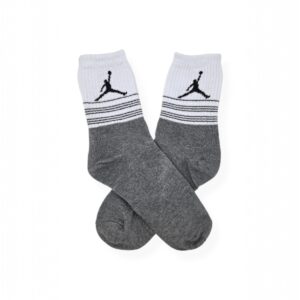 Medias grises con blanco Jordan