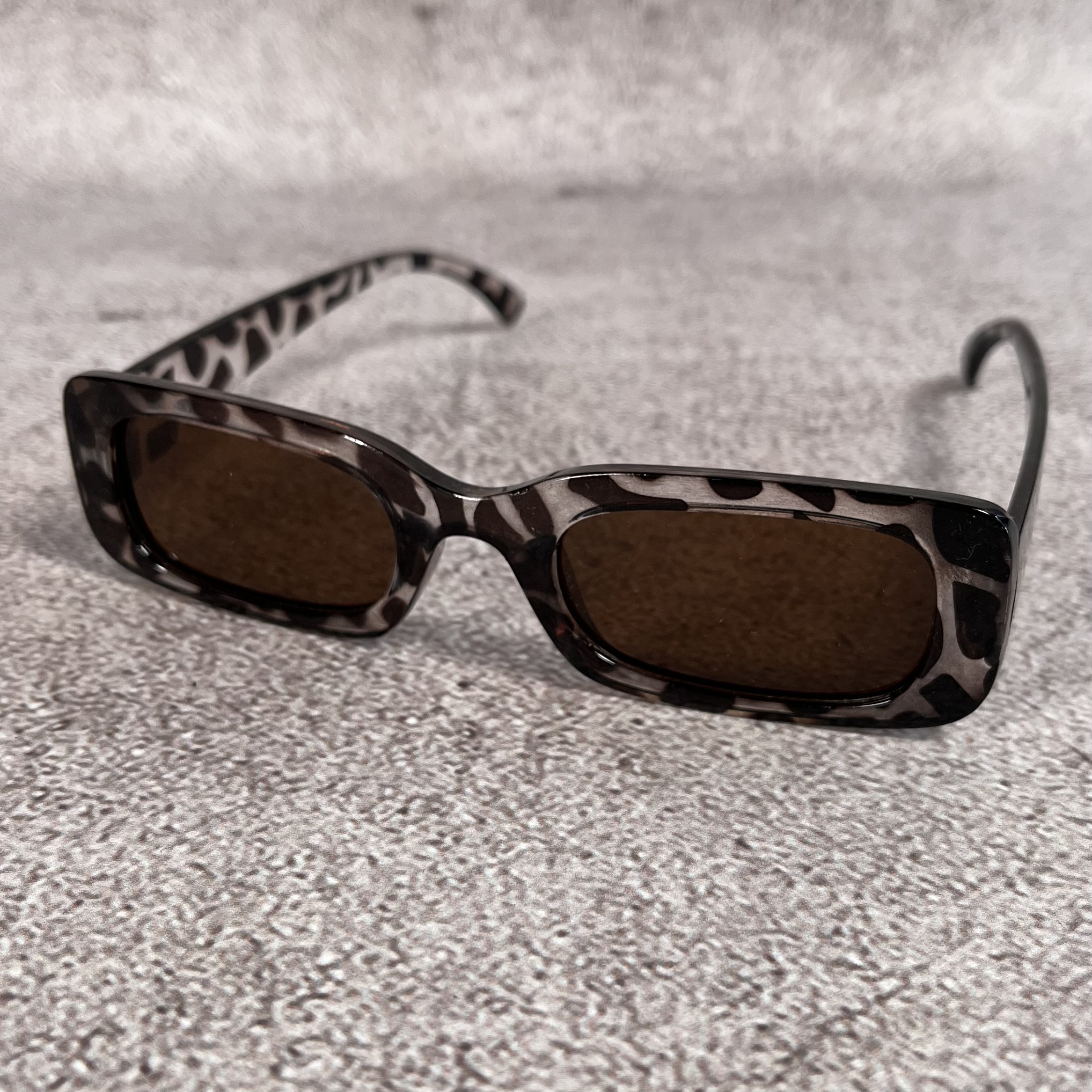 Gafas Urban Rectangulares Carey Grey Brown - Imagen 2
