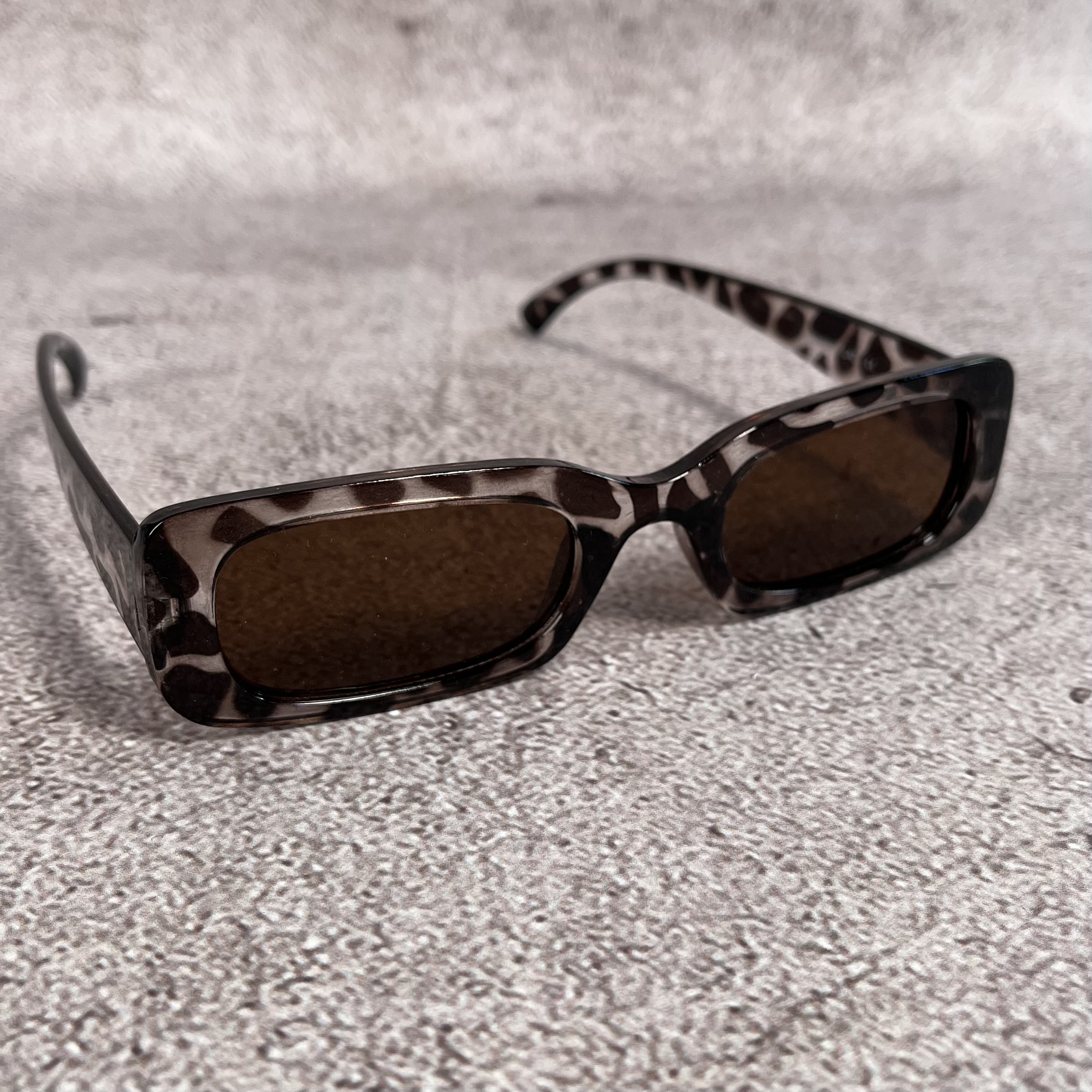 Gafas Urban Rectangulares Carey Grey Brown - Imagen 3