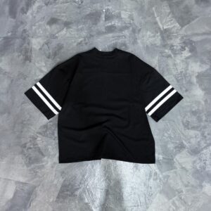 Remera Over 20 Negra Matisse